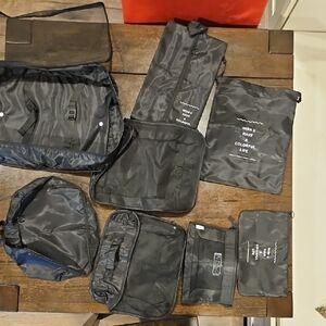 Black Travel Organizer Set